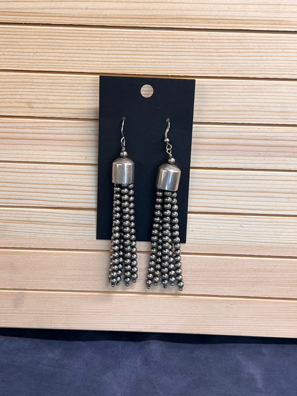 Navajo Pearl Earrings