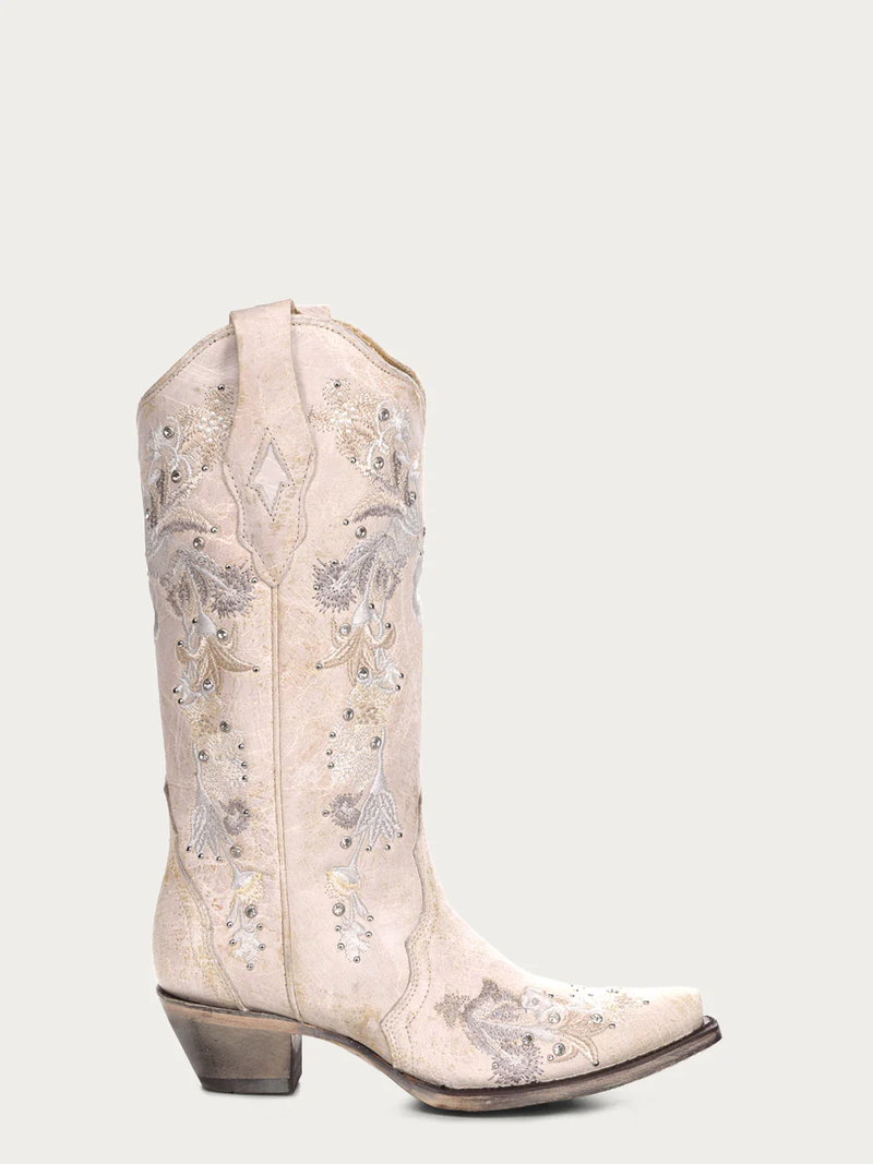 A3521 - White Embroidered & Crystal Boot